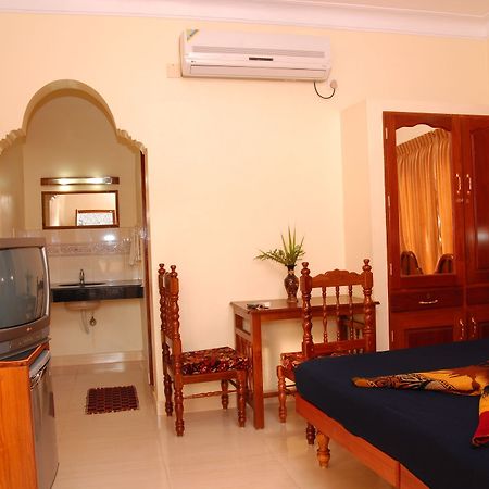 Hotel Sea View Palace - The Beach Hotel, Kovalam Ngoại thất bức ảnh