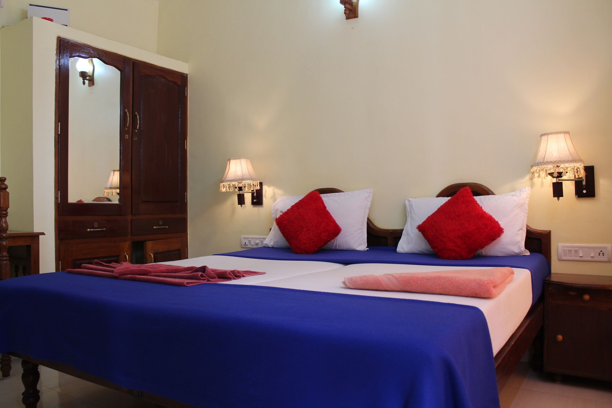 Hotel Sea View Palace - The Beach Hotel, Kovalam Ngoại thất bức ảnh